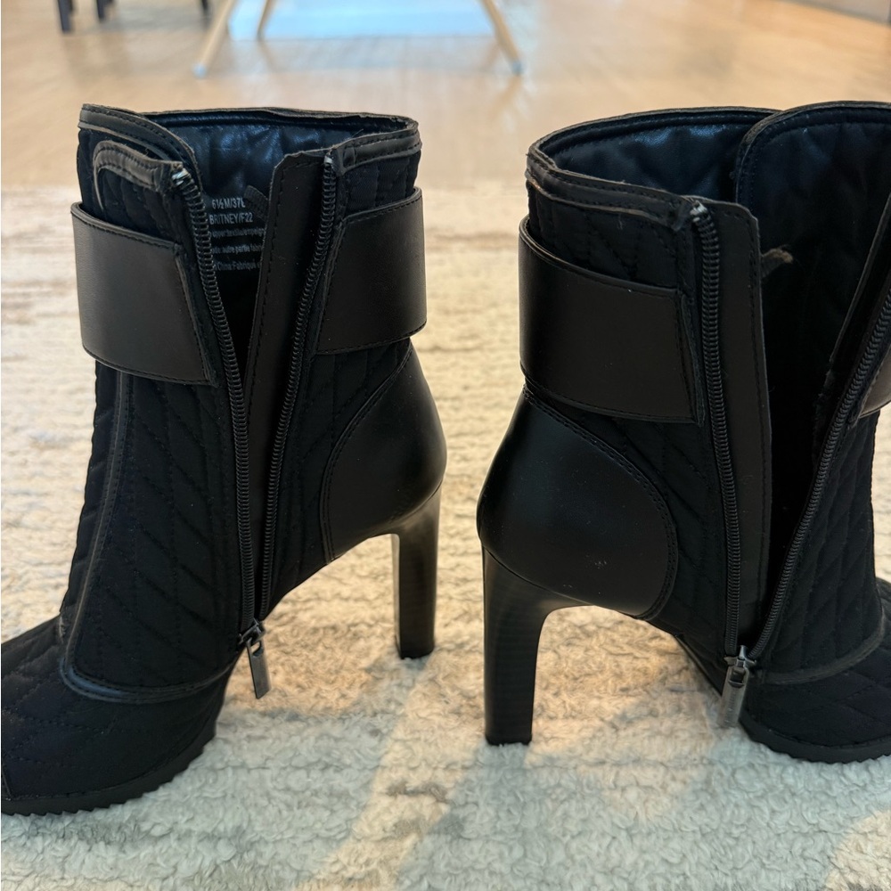 Karl Lagerfeld Black Quilted Heeled Boots - Picture 9 of 9